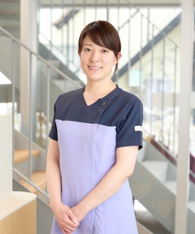 大西　由佳子